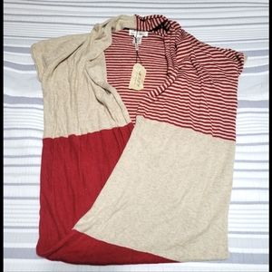 MSSP wrap top. Red/tan. Size XS. Max Studio Speciality Products